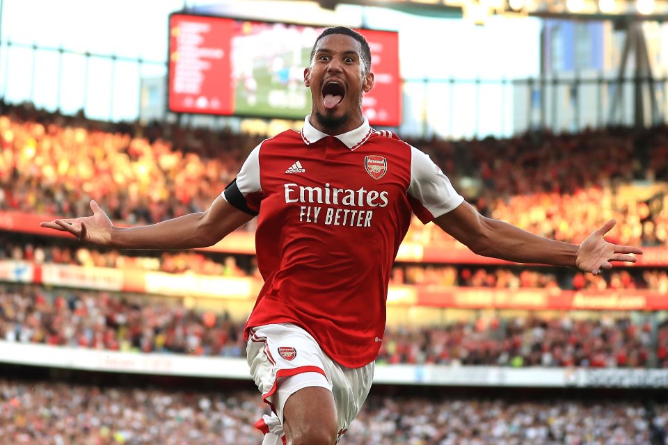 bek terbaik Premier League