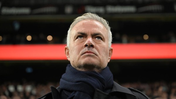 https://punditliga.com/jose-mourinho-sekarang-peluang-baru-usai-pisah-dari-fenerbahce