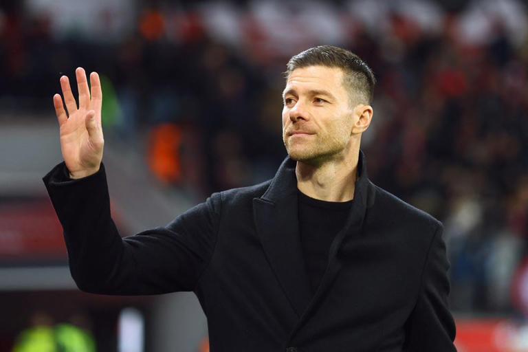 https://punditliga.com/profil-xabi-alonso-dari-gelandang-legendaris-ke-arsitek-taktik-elit