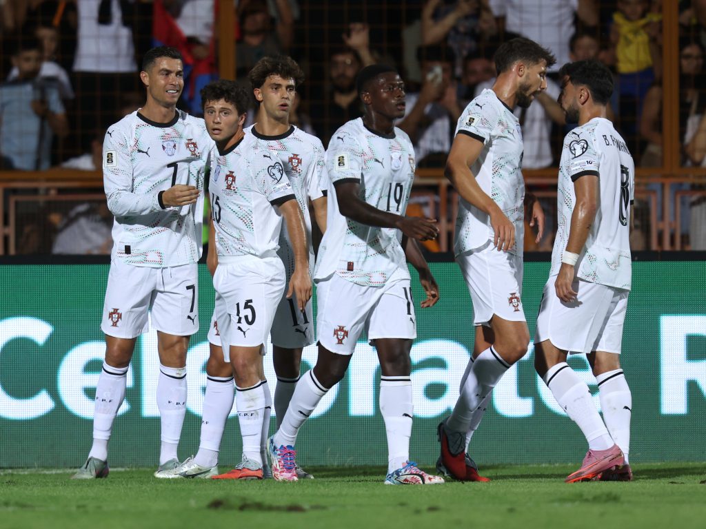 https://punditliga.com/portugal-vs-hungaria-drama-lima-gol-dan-rekor-ronaldo-yang-memukau