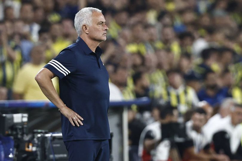 https://punditliga.com/jose-mourinho-sekarang-peluang-baru-usai-pisah-dari-fenerbahce
