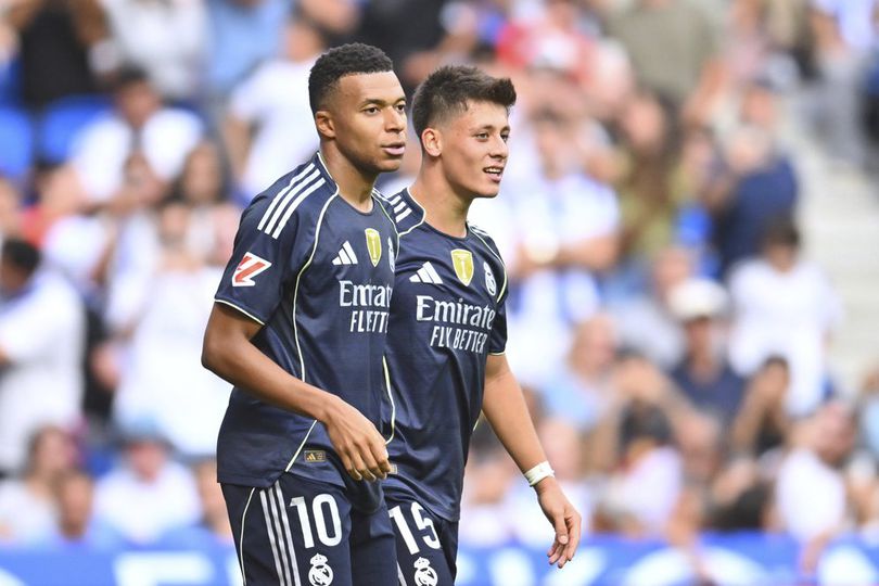 https://punditliga.com/real-madrid-vs-real-sociedad-los-blancos-tahan-drama-di-anoeta-meski-10-pemain