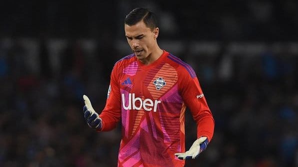 https://punditliga.com/marten-paes-dan-emil-audero-dalam-sorotan-cedera-harapan-di-tengah-persiapan